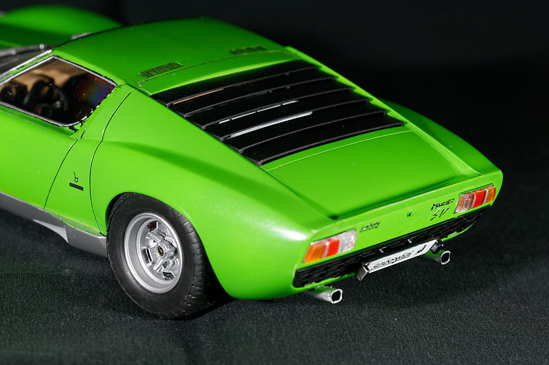 プラモデル製作日誌～！ ランボルギーニ・ミウラ : デジタルな