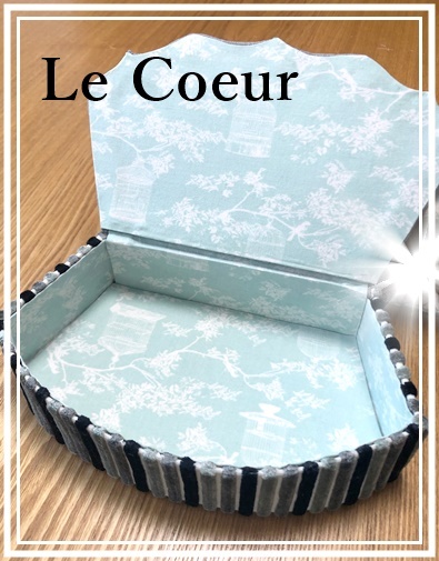 レッスン作品 シェル型ケースと忘れていた布_f0305451_22364918.jpg