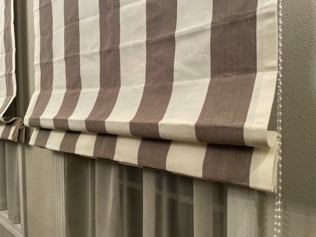 『ROMO』のストライプ生地と『フジエテキスタイル』のカフェスタイル by interior styling of bright_c0157866_18163671.jpg