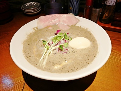 金沢で人気ラーメン_d0390217_15012588.jpg