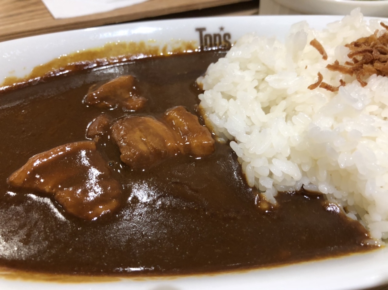 【トップス&キーズカフェでカレーとチーズケーキ】_b0009849_13221466.jpeg