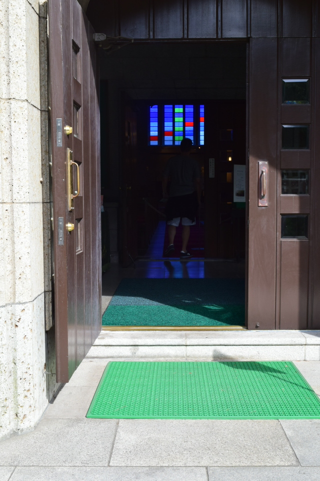 横浜市中区山手町の山手聖公会(昭和モダン建築探訪)_f0142606_06372949.jpg