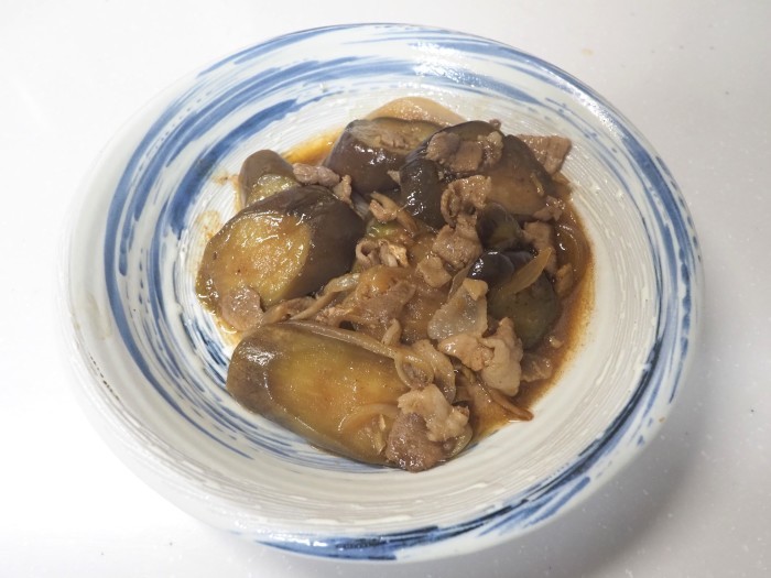 今日の収穫とその後(ズイキの煮物と茄子の炒め煮)_c0116915_00321048.jpg
