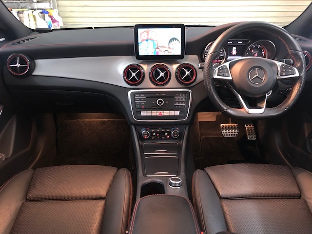 ★ベンツSL350ご成約ッ!久しぶりのCLA250・在庫ラインナップに登場ッ(^_^)★(白石店)_c0161601_14290139.jpg