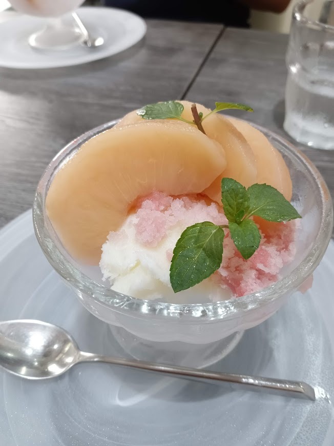 そろそろ復帰しまぁ~す。最初はイマちゃんとランチ♪_b0331802_20153945.jpg