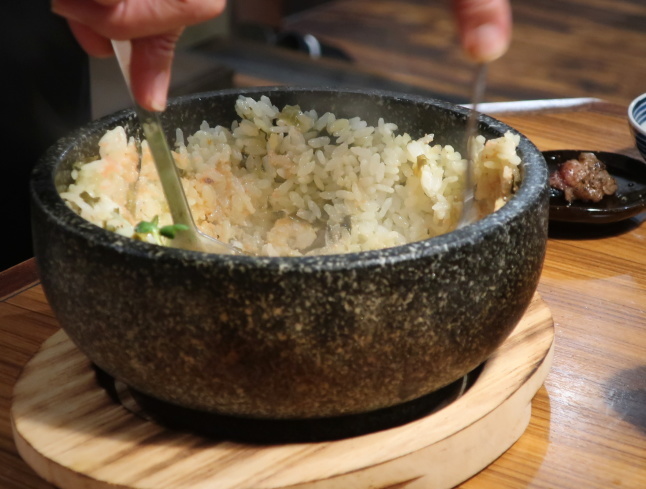 肉亭ふたご iki 軽井沢店 * 牛角あとにオープンした大人の高級焼肉♪_f0236260_21155728.jpg