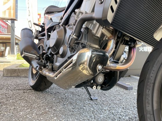 ホンダ「HAWK11」の実車を見てきました_e0045768_20510129.jpg