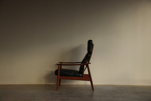 『入荷 Arne Vodder FD-164 Teak Highback Chair(Sold)』_c0211307_17291409.jpg