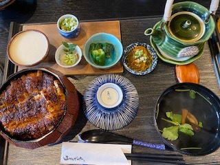 実家へ、弟とうなぎを食べに_e0233190_18104680.jpeg