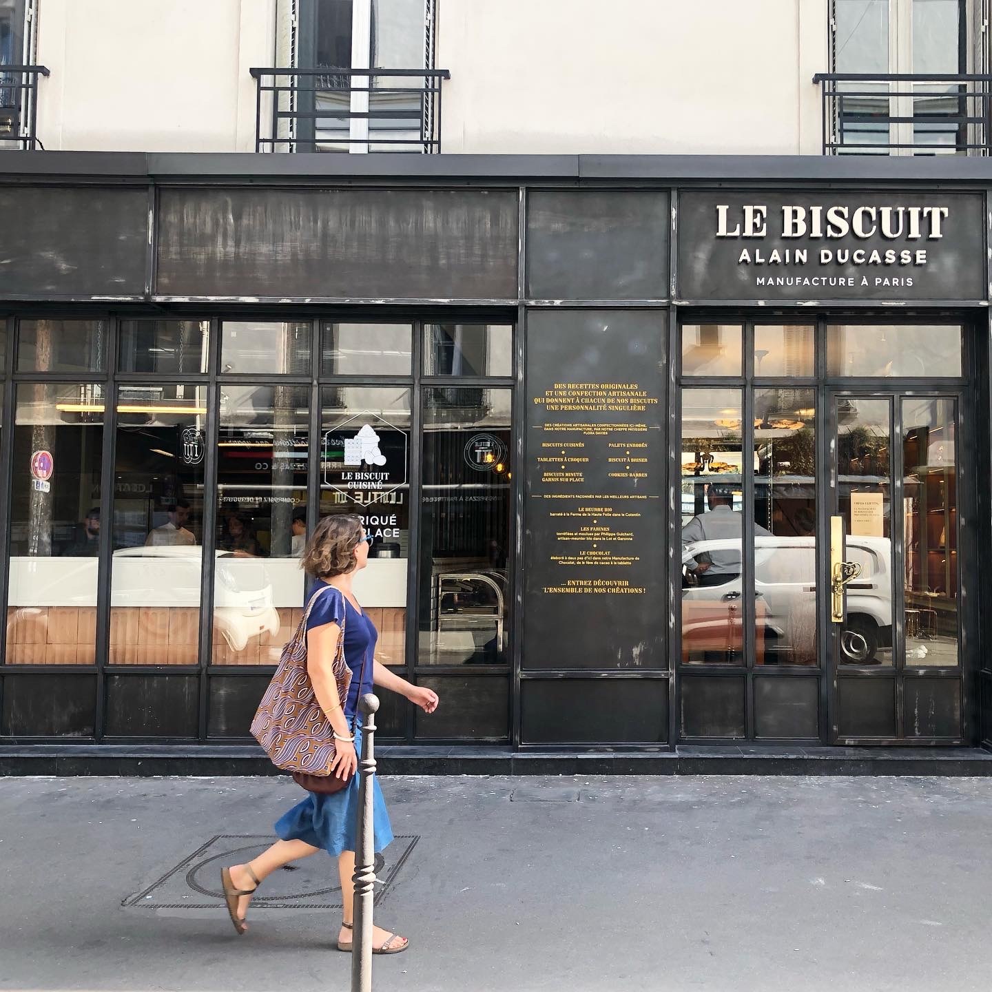 Le Biscuit Alain Ducasse アラン・デュカス氏のビスケット専門店がオープン　新しいパリ土産に注目_a0231632_21485716.jpeg