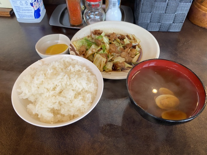 おすみ　移転後初訪問！　激ウマホルモン定食を喰らう！　伊賀市_d0258976_12043118.jpg