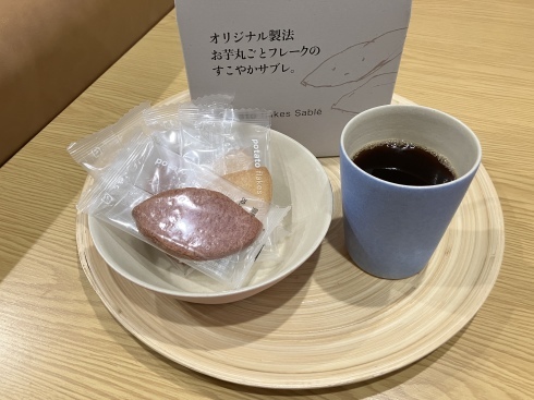ご近所さん_f0328051_17231794.jpeg