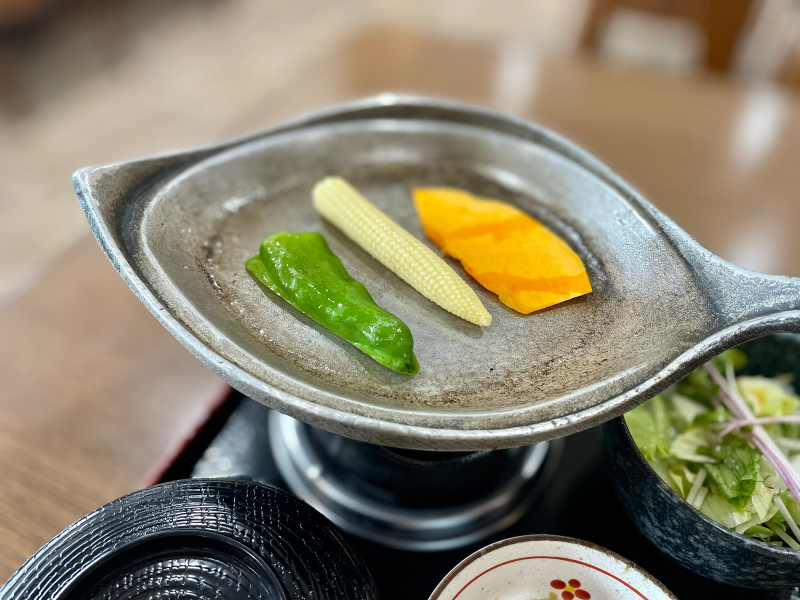 【日記】飛騨牛の焼きしゃぶランチ＆バスターミナルの足湯_b0008655_14012503.jpg