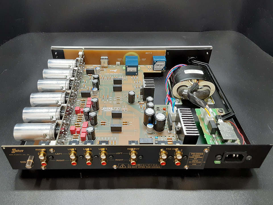 日本でいちばん早いエレキットTU-8550(フォノEQつきプリアンプ)インプレ ~その① 概要編~_b0350085_21132619.jpg