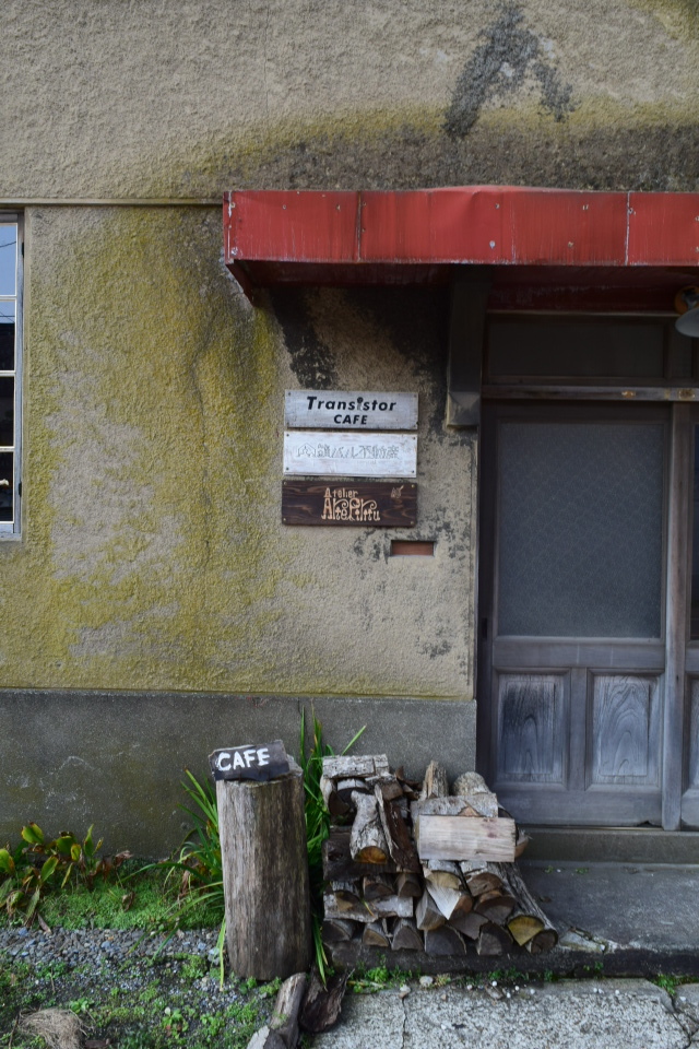 函館市元町のトランジスタカフェ(函館の建築紹介)_f0142606_03475930.jpg