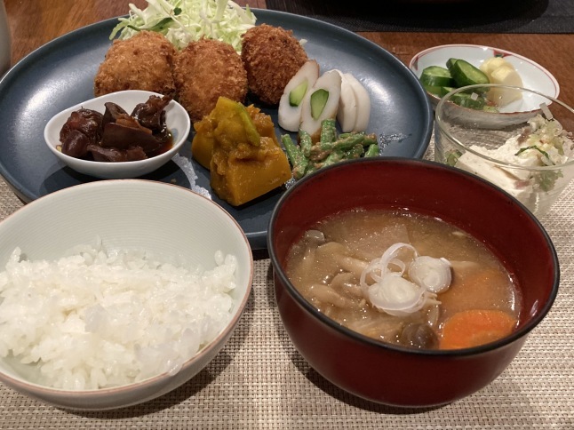 Grandmaの来日 初対面の孫ひめちゃま_d0348118_16521503.jpeg