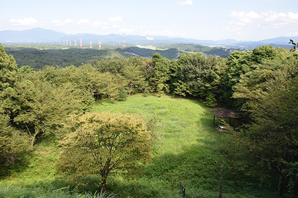 近江水口岡山城跡攻城記。 その3 <二ノ丸・三ノ丸・出丸>_e0158128_13243359.jpg