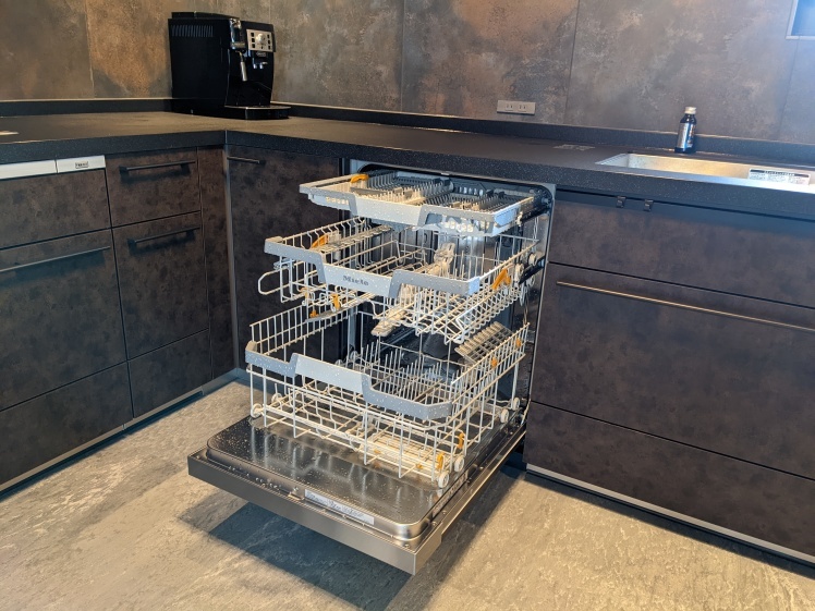 ますます注目を集める海外製食洗機。★パナソニック取付事例_c0156359_09172004.jpg