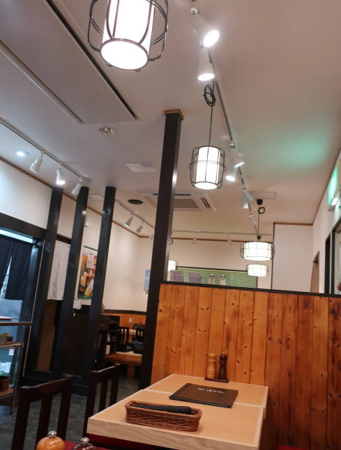 軽井沢ステーキ ひろや * プリンス通りにNEW OPEN!_f0236260_00490439.jpg