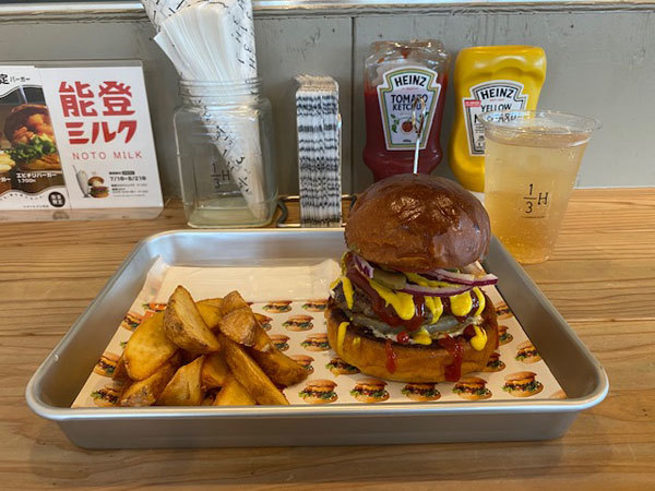 金沢(畝田東):1/3 HAMBURGER FACTORY「1/3 Hクラシック 金沢(畝田東):1/3 HAMBURGER FACTORY「1/3 Hクラシック