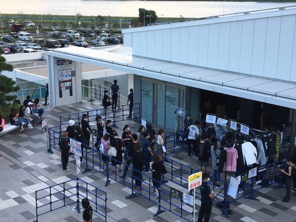 イノベーションZEPPでHYDE ライブ_b0417696_00154614.jpeg