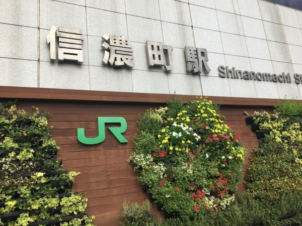 表参道から246沿い外苑前→神宮外苑のイチョウ並木→信濃町_b0417696_23271547.jpeg