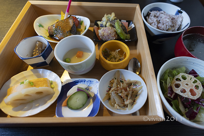 Dining蔵 おしゃらく　～おしゃらくランチ『美養箱膳』～_e0227942_22114610.jpg