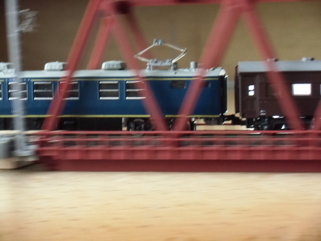 Ｎゲージ　ＴＯＭＩＸ　クモヤ１９２－１，１９３－１　軌道クリーニング車 ガレージレイアウトの保線車両を紹介 TOMIXクモヤ193系+マルチ