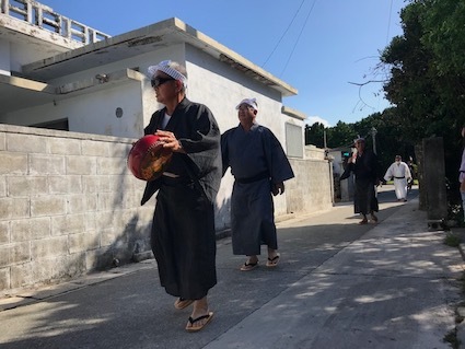 琉球国初代王・舜天〈40〉久高島の八月祭り_a0300530_07092424.jpg