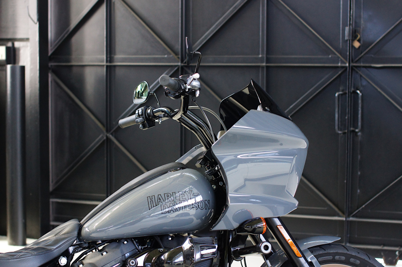 ローライダーst fxlrst 純正ハンドル、ライザー 悪し ローライダーst fxlrst 純正ハンドル、ライザー 悪し