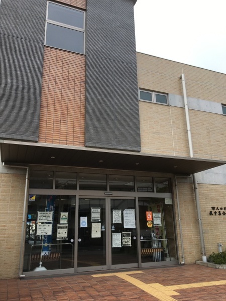 公園の集会所 単発のヨガです_b0417696_22534905.jpeg