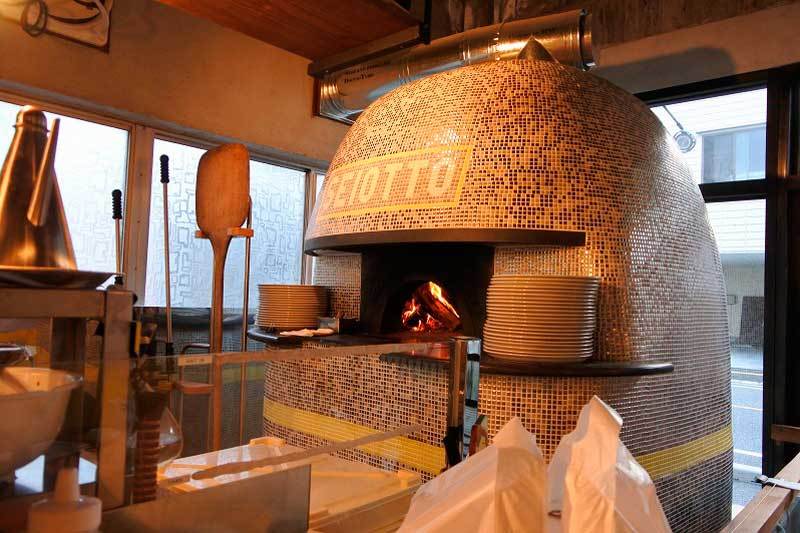 【(ニューオープン)韮崎市「Pizzeria SEI OTTO(セイオット)」・・・本格薪窯のイタリアンナポリピッツァが食せるお店!!】_a0005436_15430577.jpg