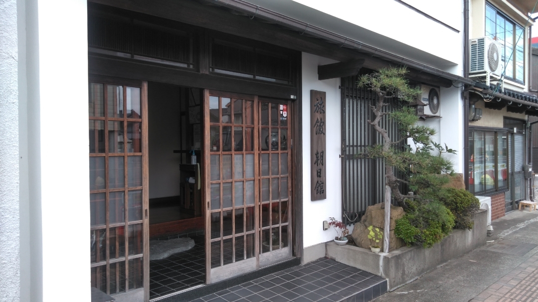 安来駅至近の駅前旅館-朝日館_a0385880_10443550.jpg