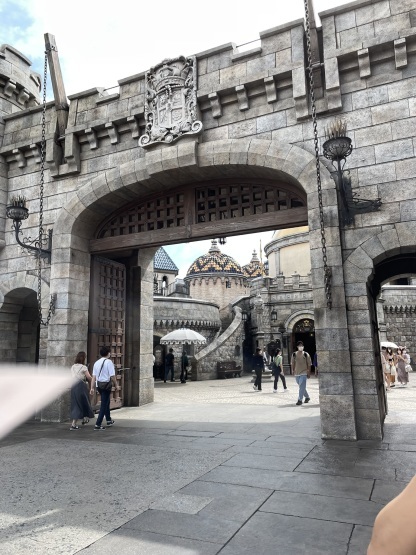 まだ暑い日の涼しい場所 風向きが変わる花粉も変わる 東京ディズニーリポート まだ暑い日の涼しい場所 風向きが変わる花粉も変わる 東京ディズニーリポート