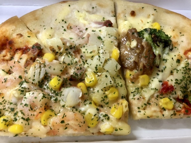 【ヨーカドーでいつものピザ】_b0009849_18362413.jpeg