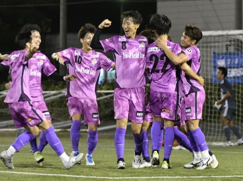 神奈川県社会人サッカーリーグ2部第8節 エブリサ藤沢ユナイテッドvs山王FC@馬入人工芝(参戦)_b0000829_17014200.jpg