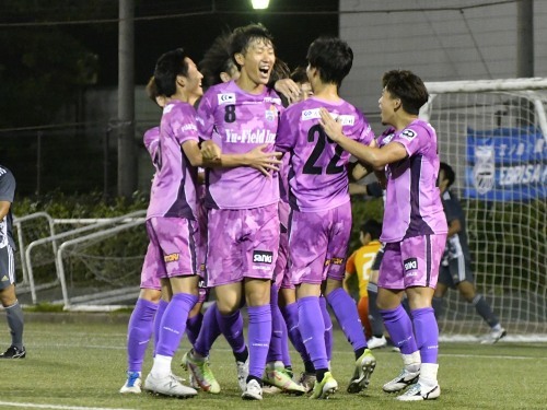 神奈川県社会人サッカーリーグ2部第8節 エブリサ藤沢ユナイテッドvs山王FC@馬入人工芝(参戦)_b0000829_17053672.jpg