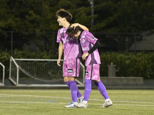 神奈川県社会人サッカーリーグ２部第８節 エブリサ藤沢ユナイテッドvs山王FC@馬入人工芝（参戦）_b0000829_17080539.jpg