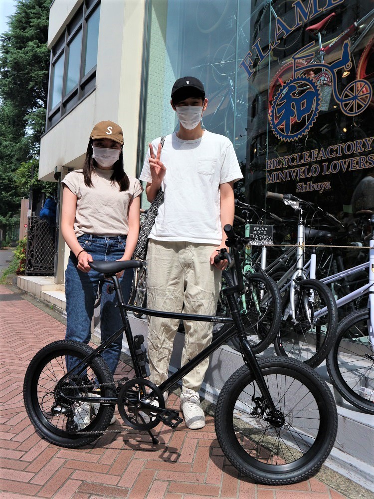 9月14日 渋谷 原宿 の自転車屋 FLAME bike前です_e0188759_19361157.jpg