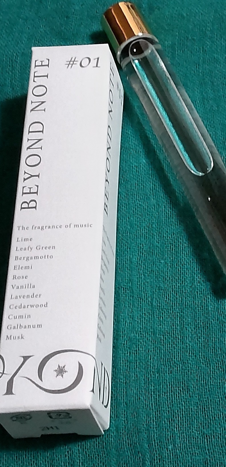 浅田真央アイスショー「BEYOND」のフレグランス : ぺらぺら 浅田真央アイスショー「BEYOND」のフレグランス : ぺらぺら