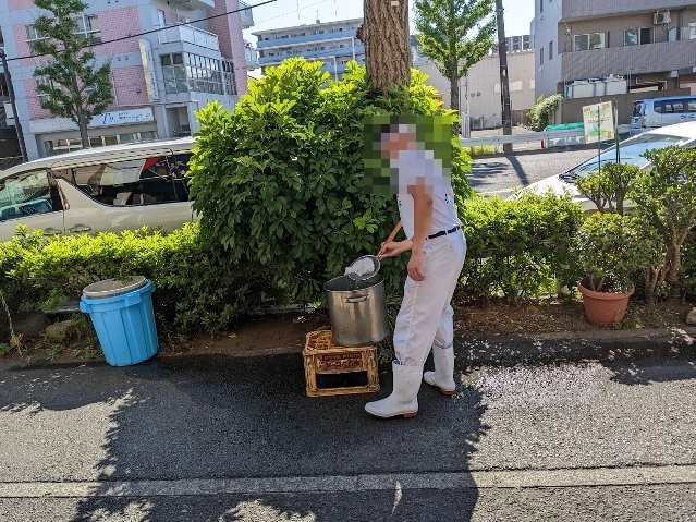 ラーメン杉田家：ラーメン並に青菜増し＋まぶし丼（横浜市磯子区新杉田町3：2022年128杯目）_f0397261_22443028.jpg