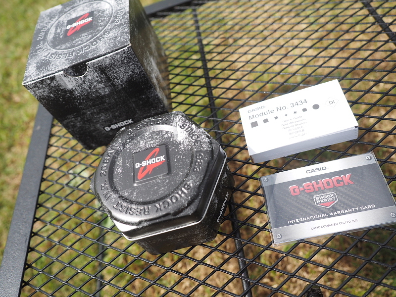 【G-SHOCKコレクション⑧】プロテクター、ミリタリーカーキのヘビーデューティーモデル「GD-400-9DR」_b0008655_14055675.jpg