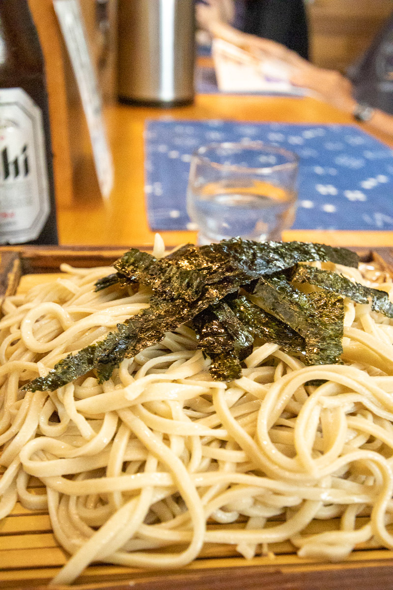 蕎麦 唯で、ビールとざるそば_a0077663_14074474.jpg