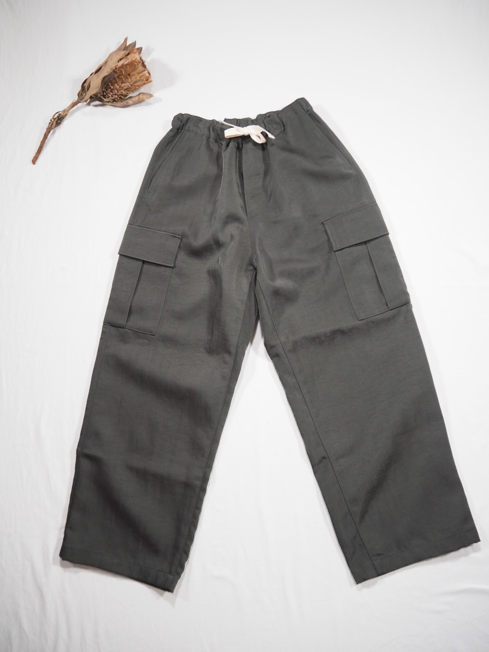 Honnete Easy Shell Trousers_e0357389_11505209.jpg