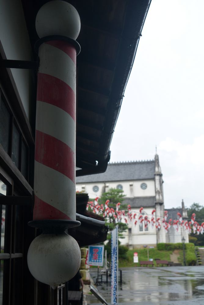 4丁目と5丁目 降ったり止んだり_e0373930_17330044.jpg