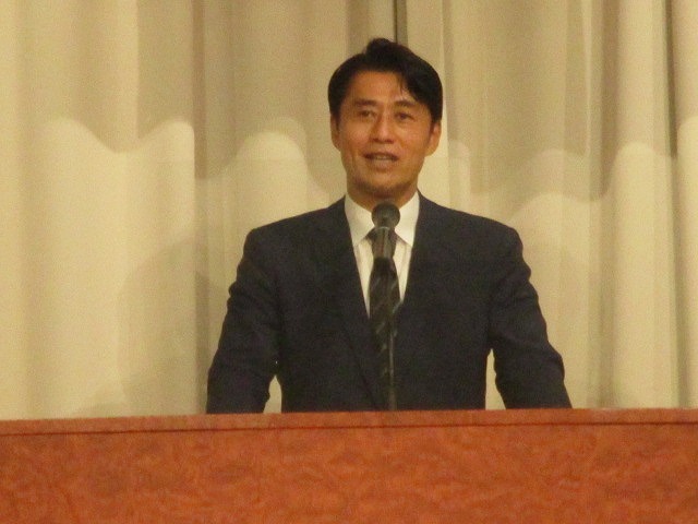 細野豪志氏が支部長を務める自民党静岡県衆議院支部定期大会・政経フォーラムに参加_f0141310_08143224.jpg