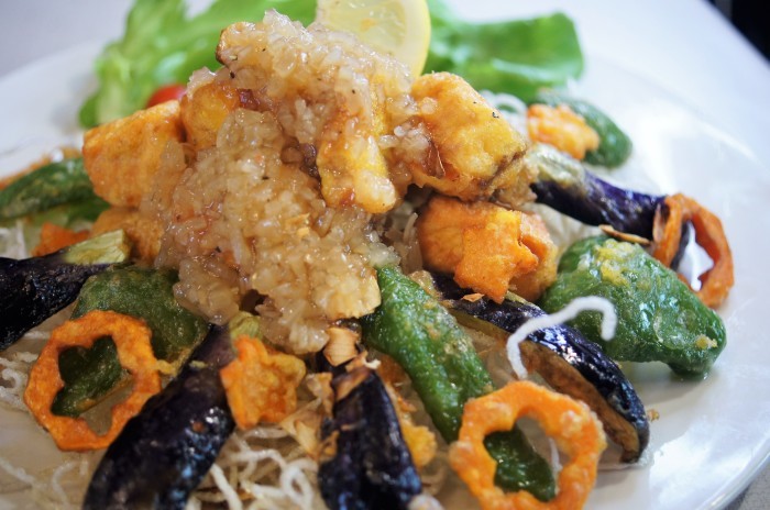 ■秋鮭モニター料理【④秋鮭・野菜・緑豆春雨のホットサラダ】滅茶パリっとジューシー！！簡単１５分_b0033423_20025714.jpg