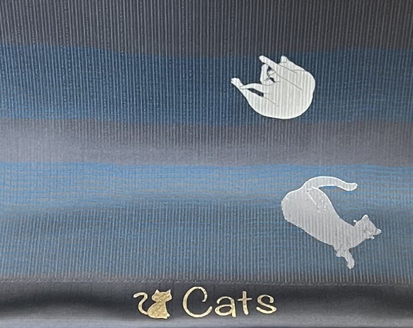商品紹介・シックな秋色の、お洒落な猫柄の小紋。_f0181251_18493210.jpg