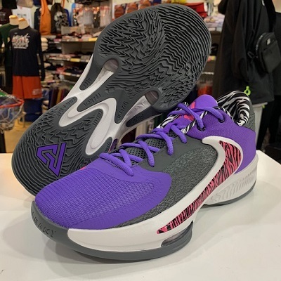 ZOOM FREAK 4 新色発売☆ : BALLER'S FUKUOKA basketball DIARY