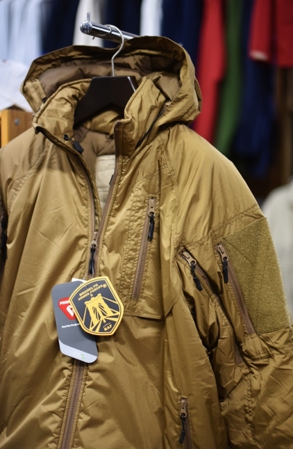 BEYOND A7 の再来です。。。BAF A7 AXIOS COLD JACKET!★!_d0152280_08432669.jpg